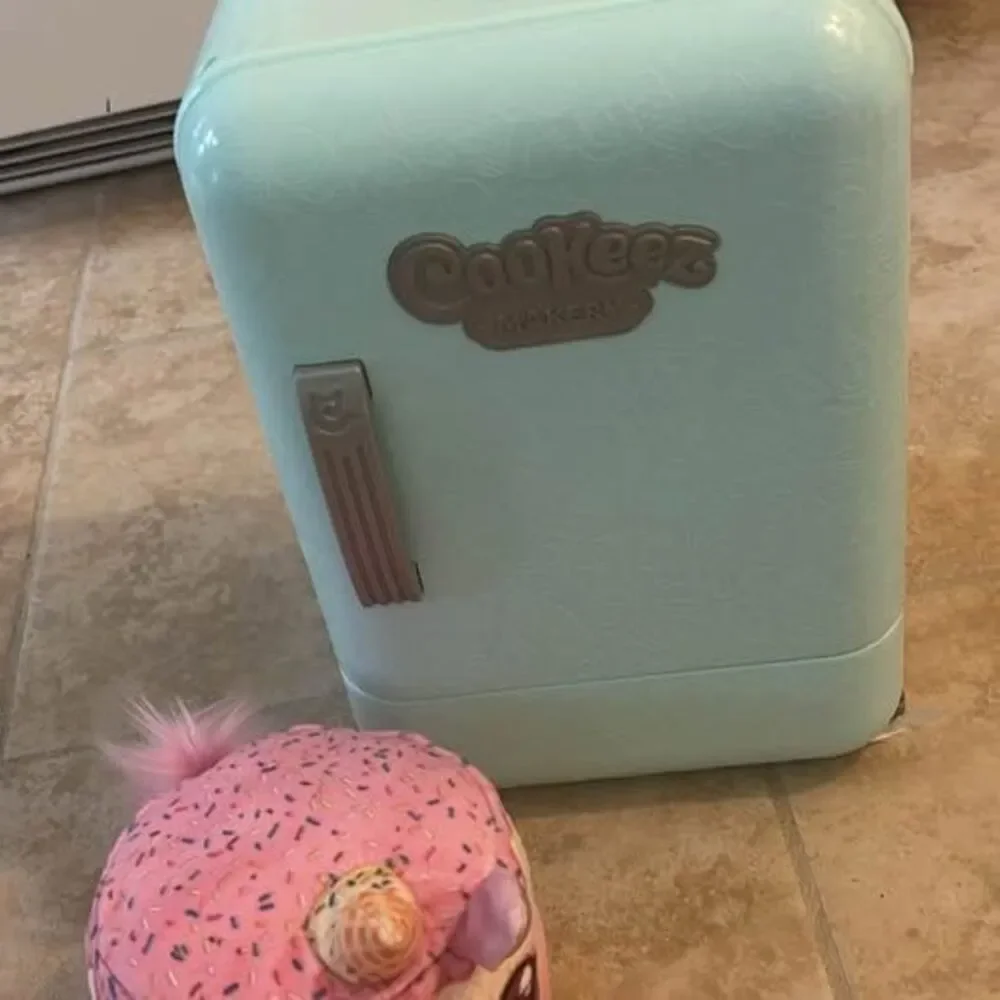 Cookeez Makery Freezy Cakez Playset